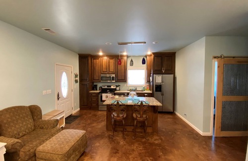 Paragould Cabin | Love Shack