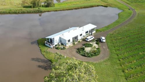 Lovedale House | Lovedale Lakehouse Vineyard