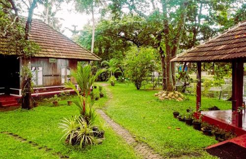 Andhakaranazhy House | Lovedale Lakeside Homestay