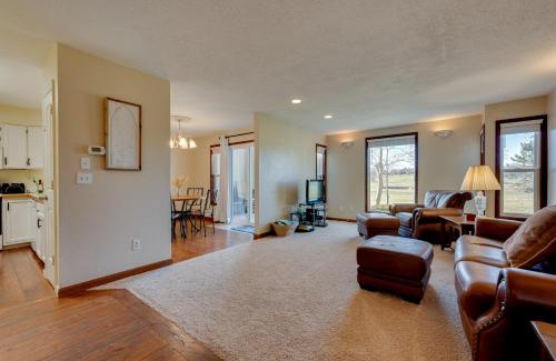 Loveland House | Loveland Townhome Walkable to Lake and Park!