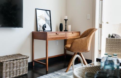 Los Angeles Apartment | Lovely 1 BD in West Hollywood