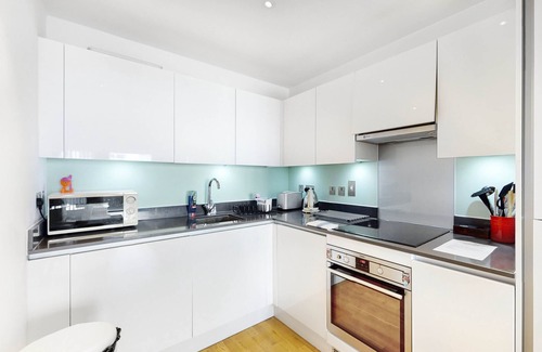 St. Leonard's Apartment | Lovely 1 bed apartment in Streatham