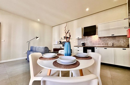 Gzira Apartment | Lovely 1 Bed Design Apt off the seafront