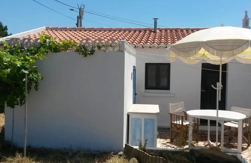 Aljezur House | Lovely 1-Bed House in tradicional house arrifana