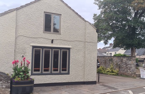Caerleon Apartment | Lovely 1-bed Loft in Newport