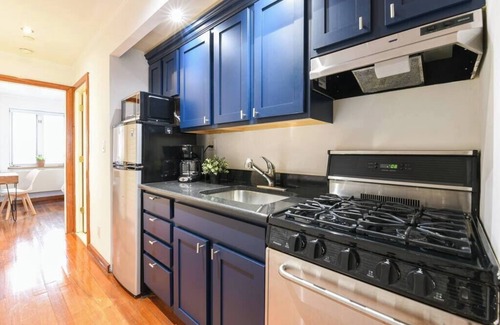 Chelsea Apartment | Lovely 1-Bed w/Balcony, elevator bld
