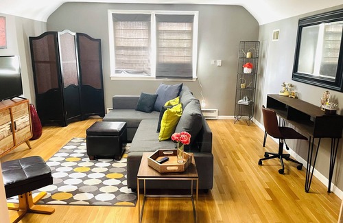 Constable Hook Apartment | Lovely 1 Bedroom 1 Bathroom apartment located near everything!