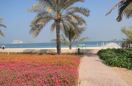 Bab Al Bahr Apartment | Lovely 1 bedroom holiday home on the beach