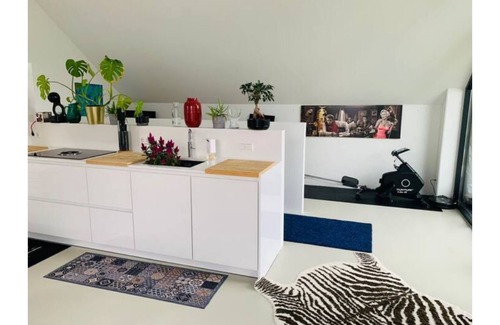Kudelstaart Apartment | Lovely 1 bedroom apt 30 min to Amsterdam & Airport
