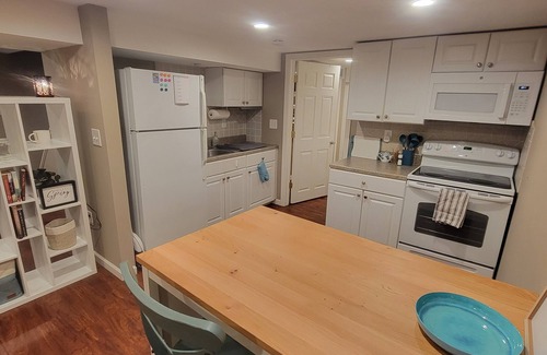 Piscataway House | Lovely 1-Bedroom Apartment -Less then 2 miles from RUTGERS