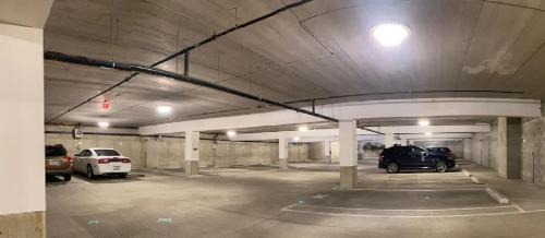 Fall Creek Place House | Lovely 1-Bedroom apartment w free parking garage