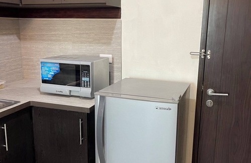 San Antonio Condo | Lovely 1-bedroom condo in fabulous Makati with WiFi, AC, fitness room