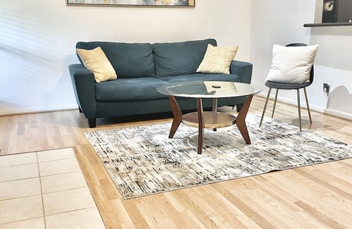 Houston Condo | Lovely 1-Bedroom Condo with Pool