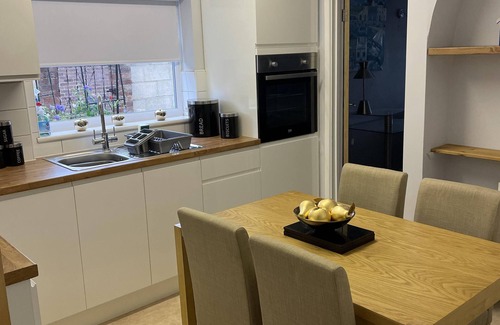 Hythe Apartment | Lovely 1 Bedroom Ground Floor Apartment max 4 per