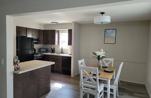Harper Woods Apartment | Lovely 1 Bedroom. Home away from home!