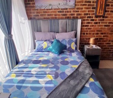 Northcliff House | Lovely 1-bedroom in secure complex with pool