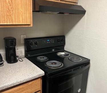George Bush Park/Eldridge Apartment | Lovely 1-Bedroom Townhome with Nice Amenities