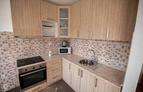 Sarajevo Canton Apartment | Lovely 1-Bedroom with a free parking - Julphar