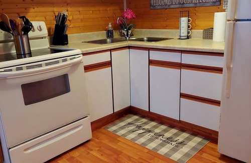 Lochmere Apartment | Lovely 1bedroom fully furnished apartment. Free parking on site.
