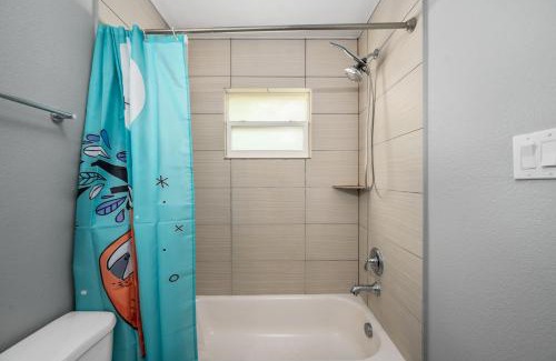 Braeswood Place Apartment | Lovely 1BR Apartment near Medical Center & NRG