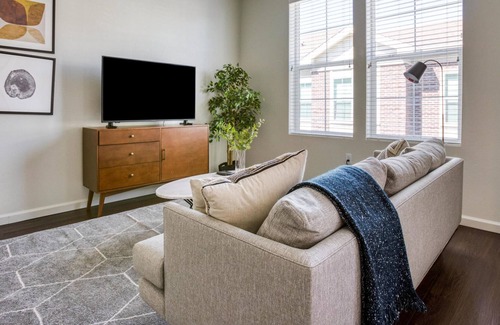 Pleasanton Apartment | Lovely 1BR in Pleasanton, Parking + Pet-Friendly
