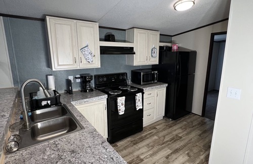 Port Lavaca House | Lovely 2/2 Coastal Home next to Beach and fishing