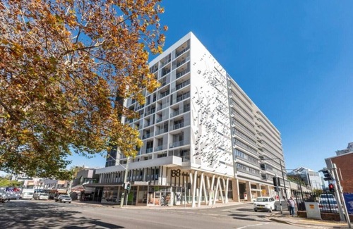 Chatswood CBD Apartment | lovely 2 bds in heart chatswood free parking
