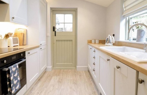 Maentwrog Cottage | Lovely 2-Bed Cottage in Blaenau Ffestiniog