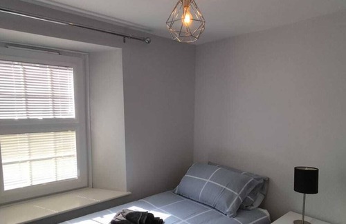 Wincanton Apartment | Lovely 2-Bed Apartment in Wincanton Somerset