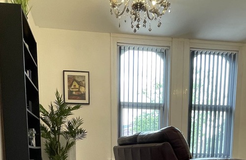 Arnold Apartment | Lovely 2 bed Apartment, Arnold Town centre.
