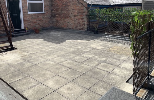 Arnold Apartment | Lovely 2 bed Apartment, Arnold Town centre.