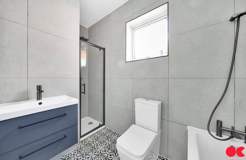 Lea Bridge Apartment | Lovely 2-Bed Apartment in London