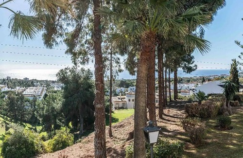 Mijas Apartment | Lovely 2-bed Calahonda Apartment sea & Golf Views