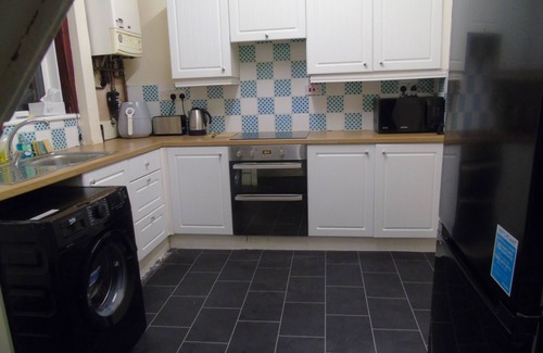 Bolton House | Lovely 2-Bed House in Bolton Greater Manchester