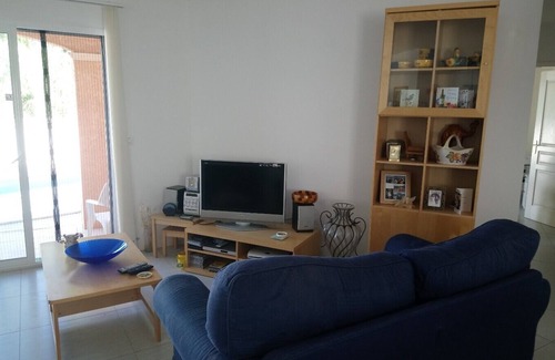 Peret Villa | Lovely 2-Bed Villa in Peret