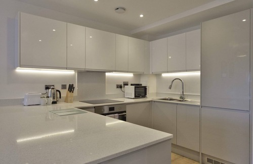 Willesborough Apartment | Lovely 2 Bedroom Apartment in Central Ashford