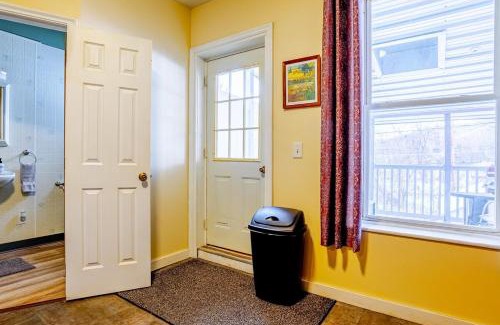 Canisteo Apartment | Lovely 2 bedroom apartment downtown Canisteo