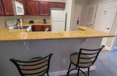 Four Corners Condo | Lovely 2 Bedroom Condo near Disney and Attractions n
