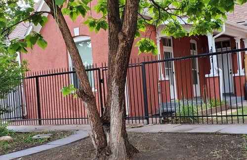 Pueblo Condo | Lovely 2 bedroom Duplex 1 bath near riverwalk