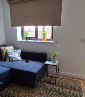 Arnos Grove Apartment | Lovely 2 bedroom Flat with Free Parking