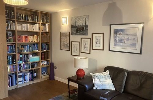 Rotherhithe Apartment | Lovely 2 Bedroom Flat Moments From Canada Water Tube Station