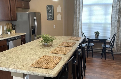 Helena West Side Condo | LOVELY 2 Bedroom Fully Furnished w/Laundry