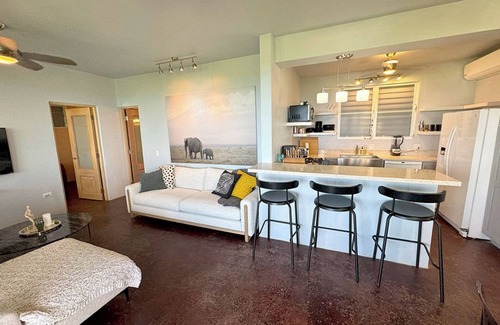 Villa Borinquen House | Lovely 2-bedroom house with ocean views. Centrally located in beautiful Vieques