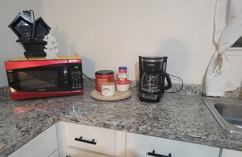 Weslaco House | Lovely 2-bedroom House to refuel, relax and replenish yourself.