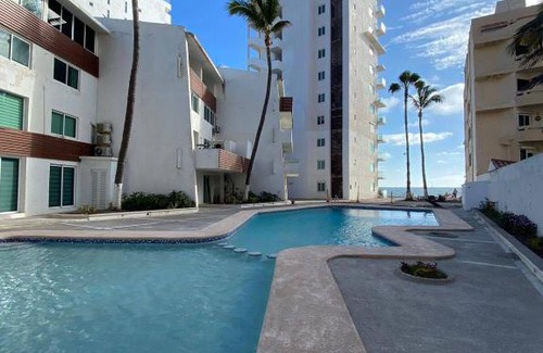 Marina Mazatlan Apartment | Lovely 2 bedroom oceanfront condo in Mazatlan