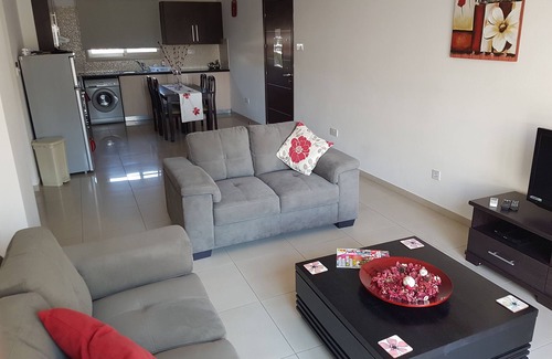 Paphos Apartment | Lovely 2 Bedroom Private Apartment With Large Sun Terrace and Free WIFI