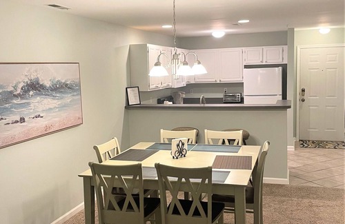Rehoboth Beach Condo | LOVELY 2 BEDROOM CONDO WITH POOL