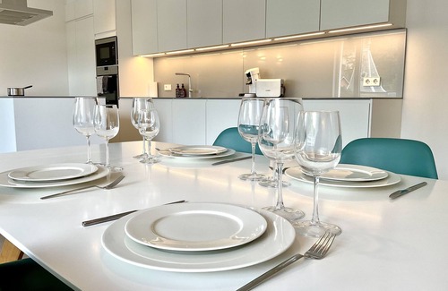 Neudorf-Weimershof Apartment | Lovely 2 Bedrooms Penthouse near Kirchberg & Lux City Center