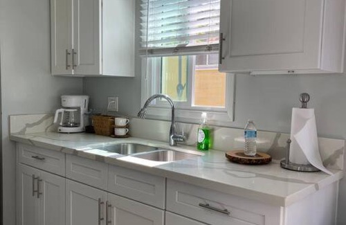Harbor Apartment | Lovely 2 bedrooms with parking in Carson