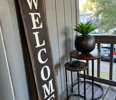 Wilmington Apartment | Lovely 2BR Condo near UNCW Beach